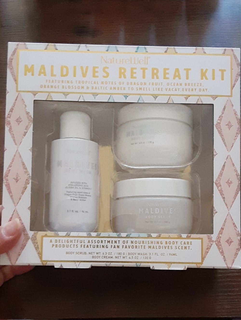 NatureWell Maldives Retreat Kit - White & Cream Bath Set